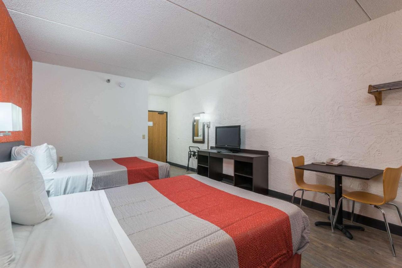 Motel 6-Bridgeview, Il Exteriör bild