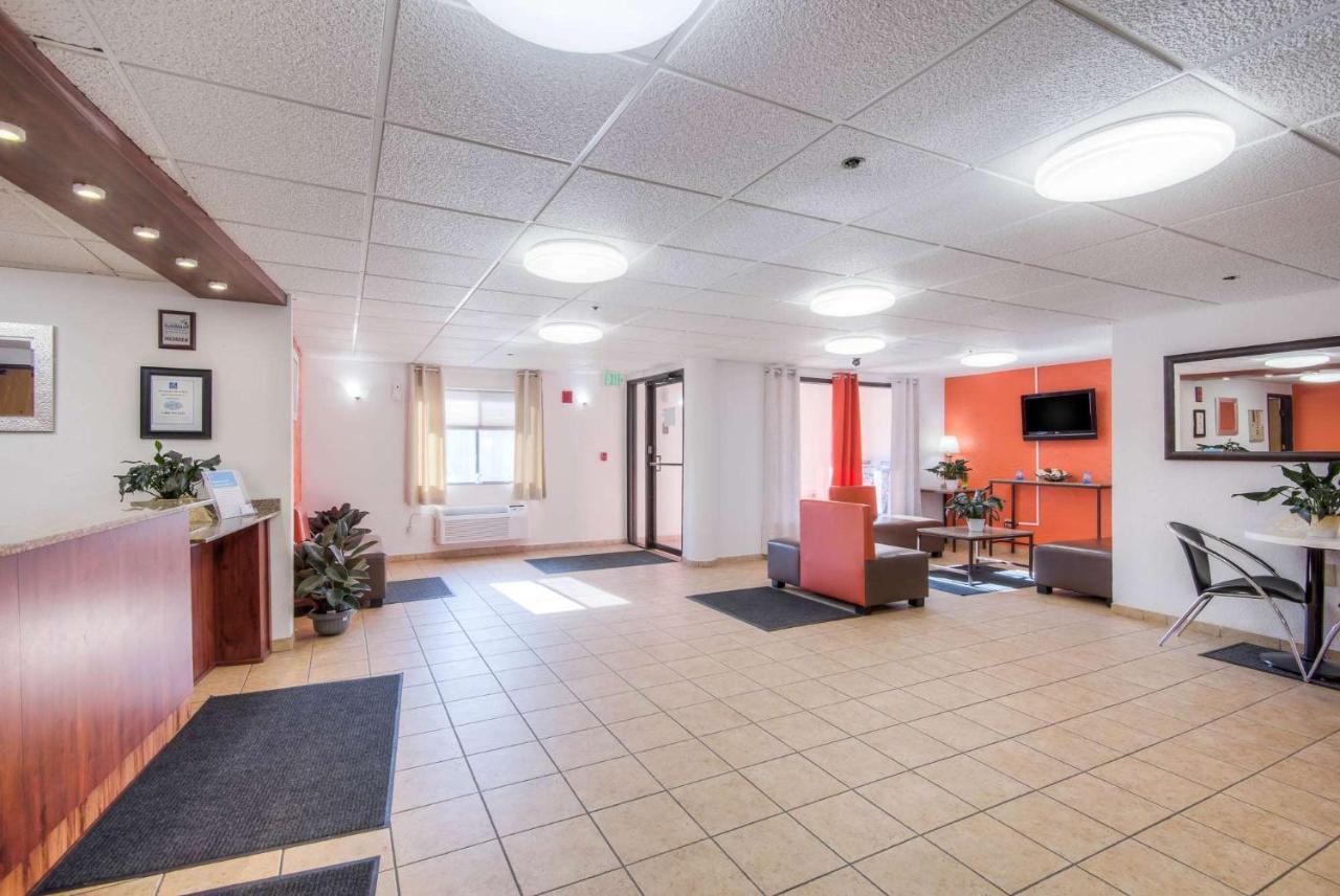 Motel 6-Bridgeview, Il Exteriör bild